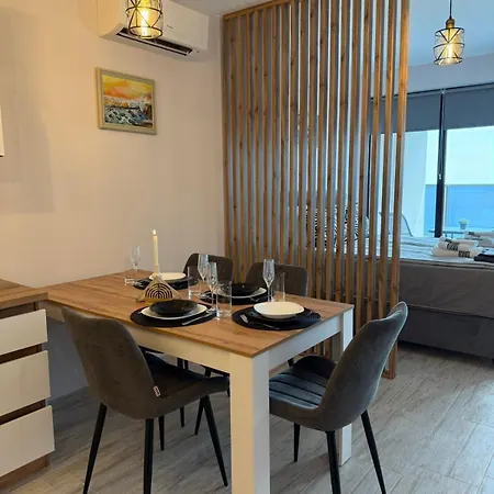 Paradise Apartament Varna